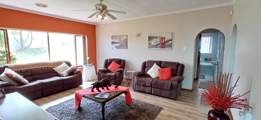 3 Bedroom Property for Sale in Dana Bay Western Cape